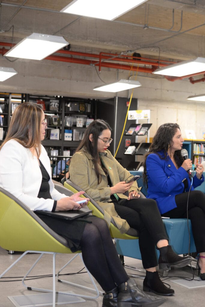 Conversatorio El Rol de la Mujer en la Protección Contra Incendios fire experiences anraci 2024