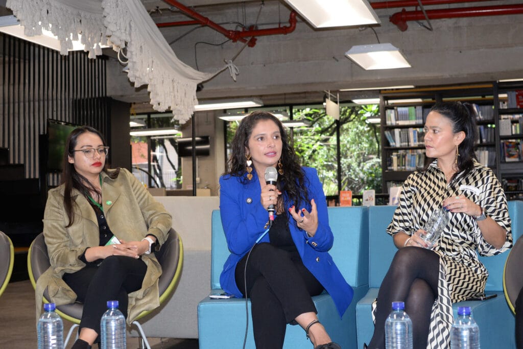 Conversatorio El Rol de la Mujer en la Protección Contra Incendios fire experiences anraci 2024