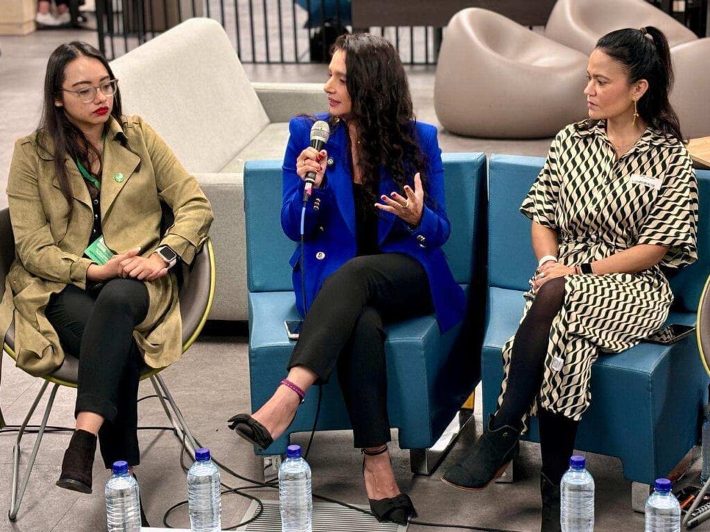 Conversatorio El Rol de la Mujer en la Protección Contra Incendios fire experiences anraci 2024